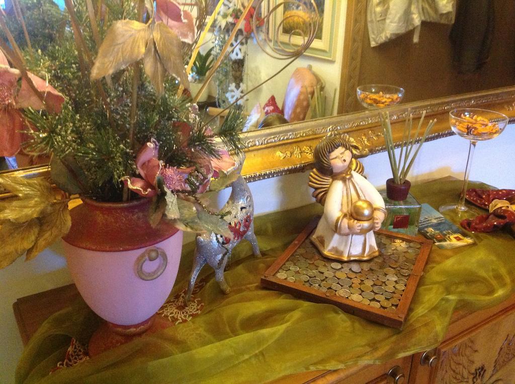 Hotel Garni St. Hubertus Madonna Buitenkant foto